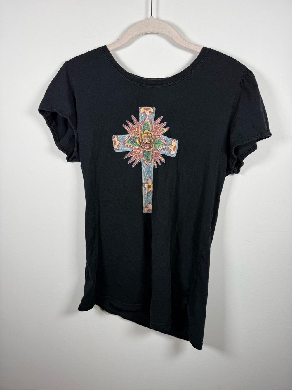 💛 LUCKY BRAND TEES | Y2K 00s Cross Graphic Tee Size L FITS SMALL 18.25” P2P